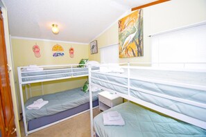 Casa, 3 habitaciones | 3 dormitorios, tabla de planchar con plancha, wifi gratis