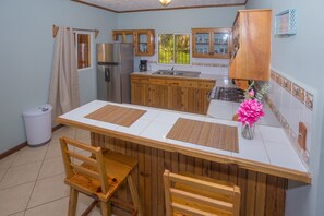 Apartamento, 2 quartos | Cozinha privada