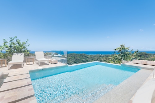 Todo Es Posible 4 Bedroom Home