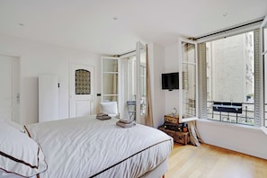 Apartamento | 3 quartos, espaço de trabalho para notebook