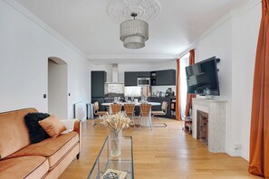 Apartment | Living area - Chic 2BR Retreat for 4P- Heart of Invalides (Paris)