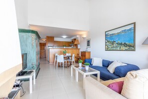 Apartment | Living room - Top-floor Views in Empuriabrava (Castello d'Empuries)