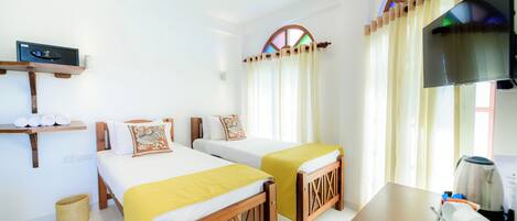 Standard Double Room, Balcony, Garden View
