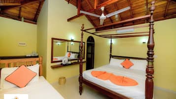 Deluxe Cottage | WiFi (free), individually decorated, individually furnished, bed sheets