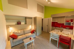 House | Living room - Gite in Collonges-la-rouge Near Dordogne Valley (Collonges-la-Rouge)