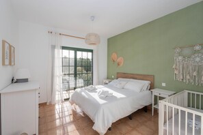 3 chambres, fer et planche Ă repasser, lit parapluie, Wi-Fi gratuit