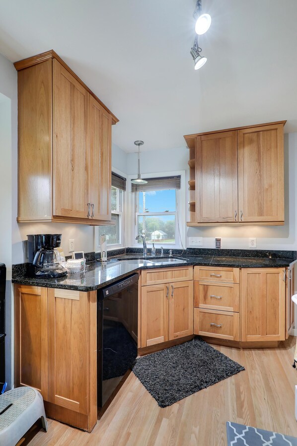 Microwave, oven, stovetop, dishwasher