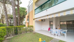 Unclassified image, 2 of 32, button - Modern apartment in a gorgeous seafront residence (Bibione)