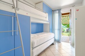 1 chambre, coffres-forts dans les chambres, Wi-Fi gratuit, draps fournis