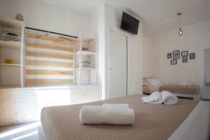 Ferros/tábuas de passar roupa, Wi-Fi, roupa de cama