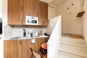 Maison | Cuisine privée | Batterie de cuisine, vaisselle et ustensiles