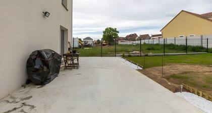 Suburban Retreat for Families & Friends