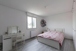 Hus | 3 sovrum och strykjärn/strykbräda