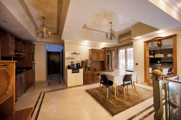 Dining - VESTA - Luxury APT - 2BR - New Cairo (V) (New Cairo City)