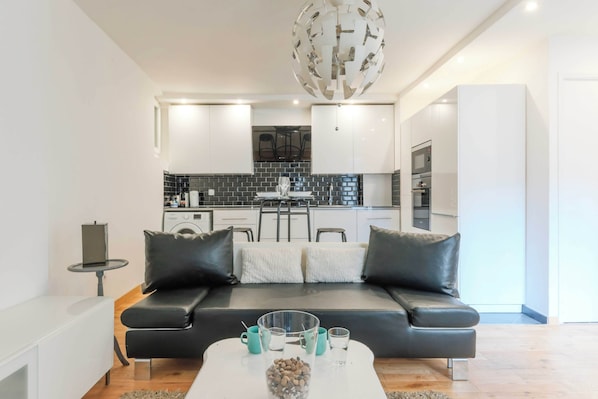 Living area - Comfortable Apartment - 1br/2p - Arts et Metiers (Paris)
