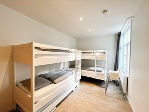 Căn hộ | 3 phòng ngủ, bàn ủi/dụng cụ ủi quần áo 