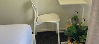 Room-your Cosy Sunny Cove Near Travis We