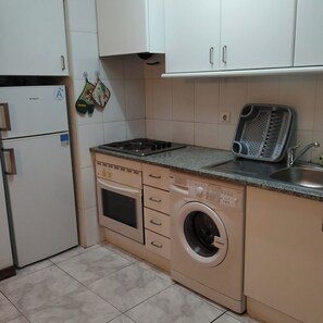 Private kitchen - 1 bedroom apartment in Praia da Rocha (Portimão)