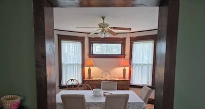 Welcome to Grandma's Cottage!