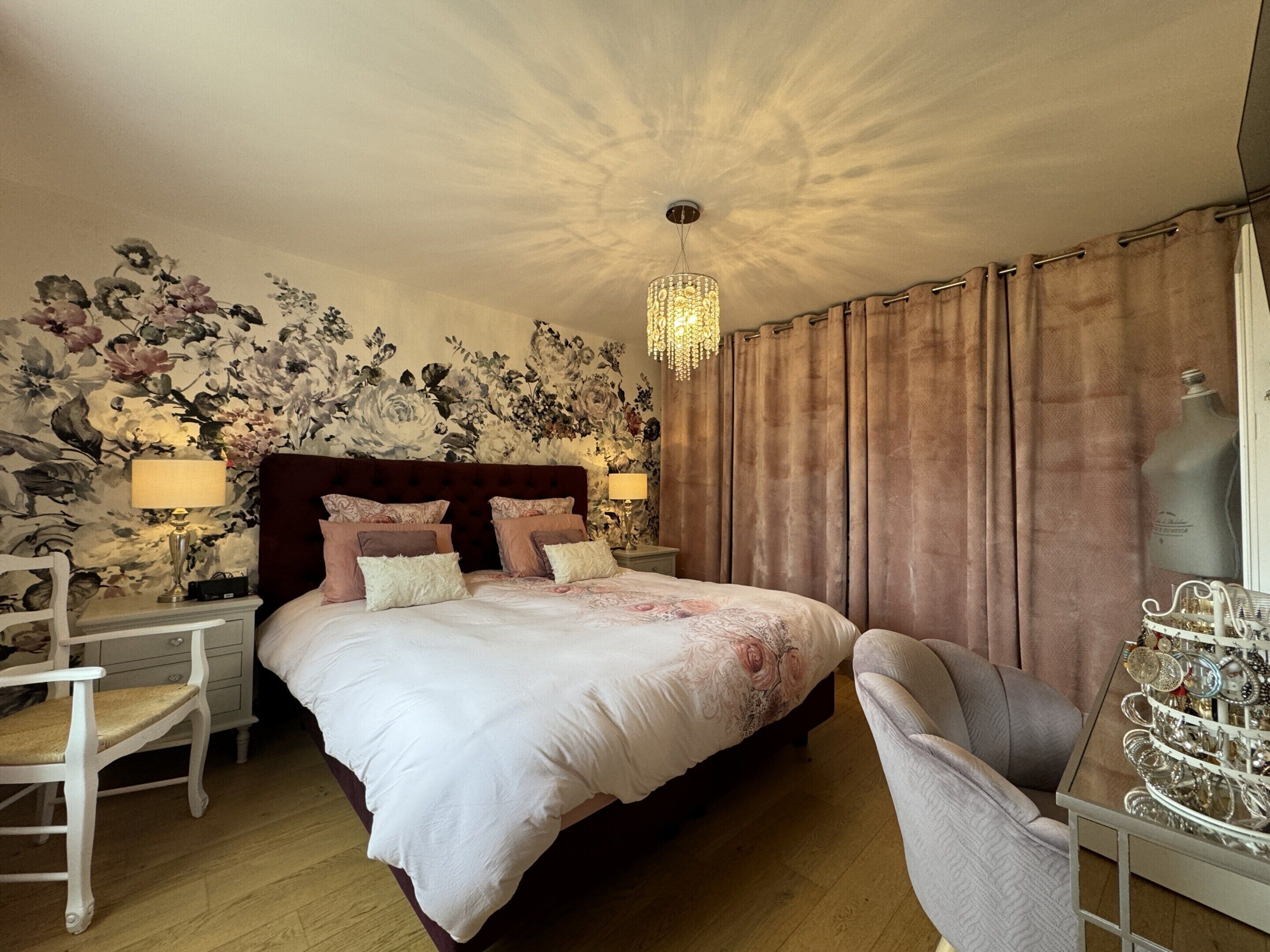 House | 7 bedrooms, iron/ironing board