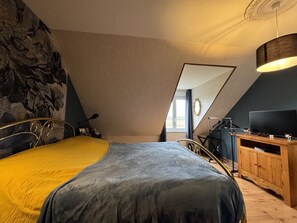 Rumah | 7 kamar tidur dan setrika/meja setrika