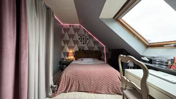 Rumah | 7 kamar tidur dan setrika/meja setrika