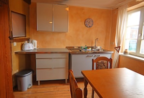 Apartment | Dining