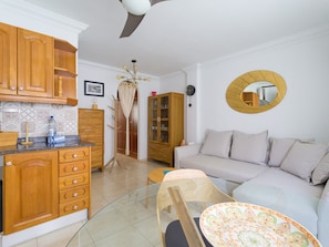 Private kitchen - Apartment in Las Palmas Near Playa de Las Canteras (Las Palmas de Gran Canaria)