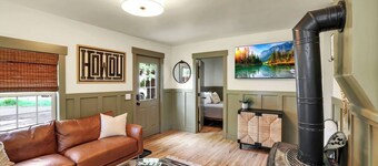 Walkable Downtown Retreat w/Loft