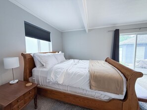 2 chambres, fer et planche à repasser, Wi-Fi, literie fournie