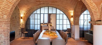 Luxury Umbrian Villa with Vineyard - Authentic Italian Country Estate Experience