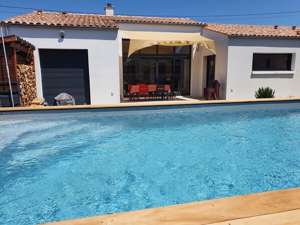 Udendørs pool