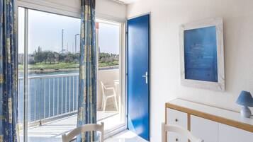 Apartment | Dining