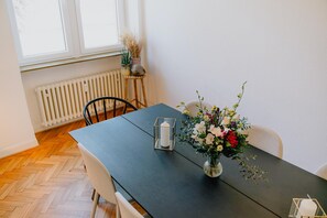 Apartment | Dining - Modern Apartment in Koblenz (Koblenz)