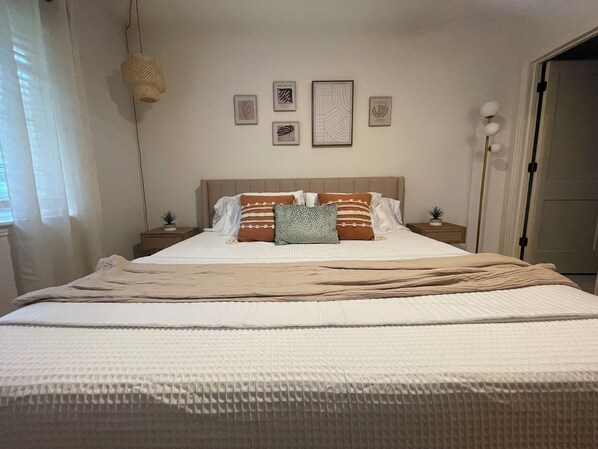 1 bedroom, iron/ironing board, WiFi, bed sheets