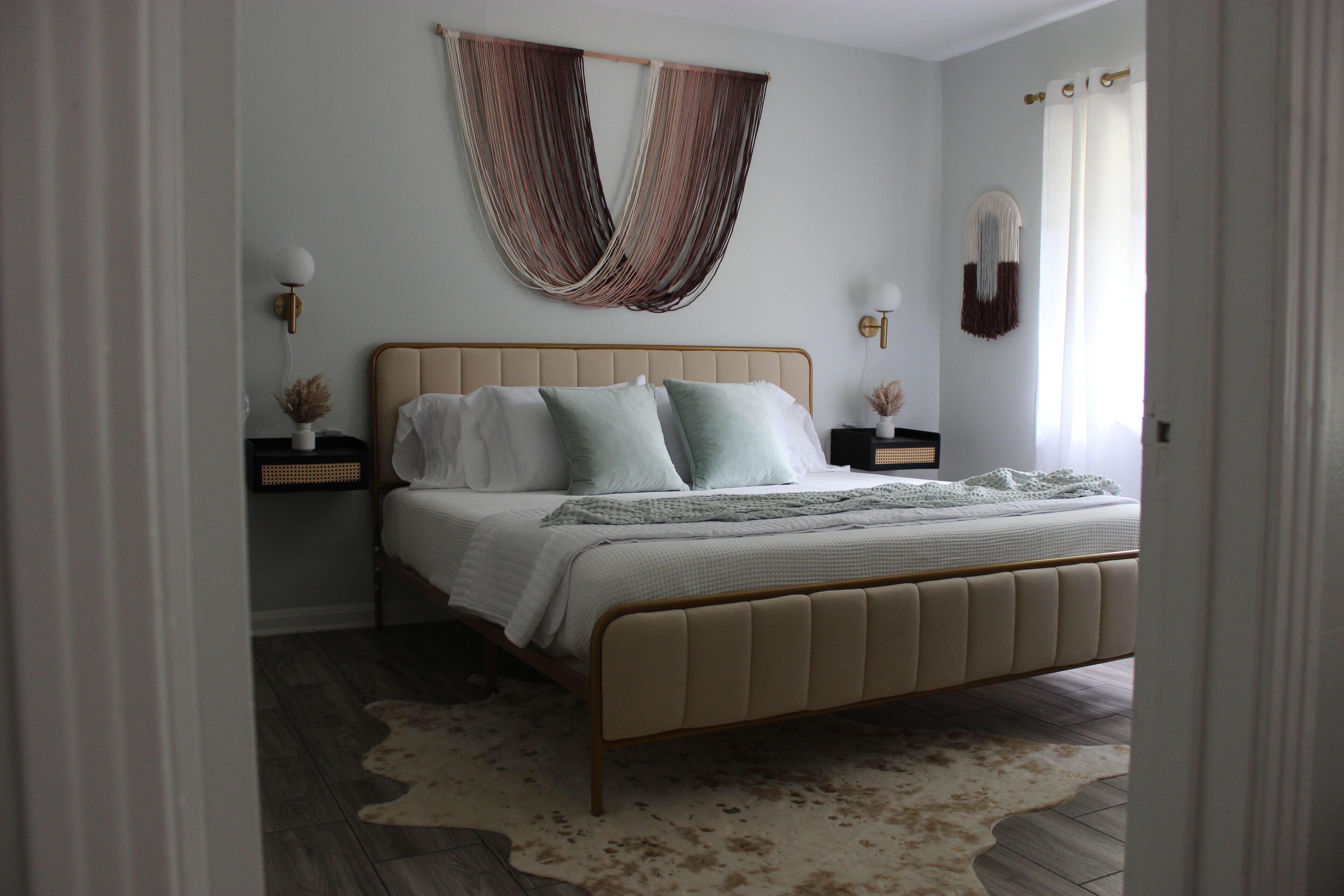 1 habitación, tabla de planchar con plancha, wifi y ropa de cama 