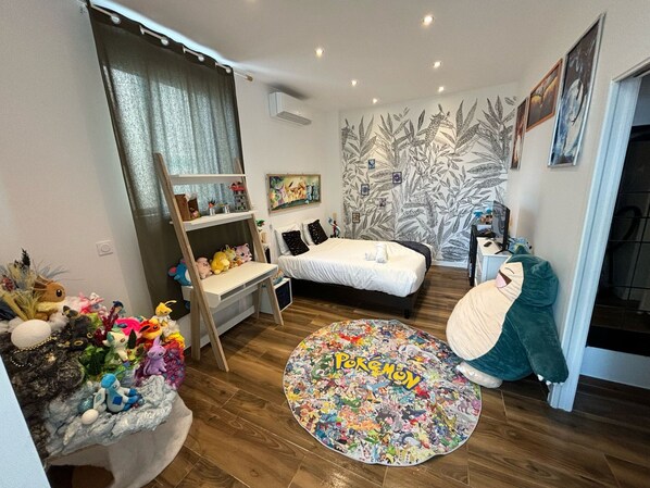 Apartment | 1 bedroom, iron/ironing board - Modern House With Four Bedrooms in Loire (Le Mans)