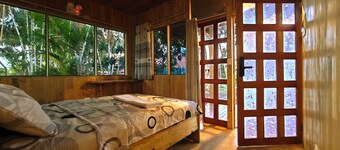 Room in bungalow in front of the lake, in the heart of Iquitos