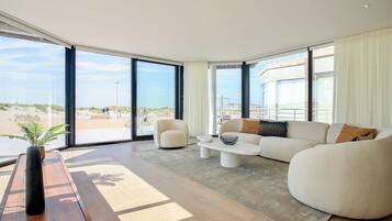 Apartment | Living area