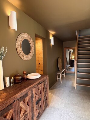 Interior - "New "Haven of peace with swimming pool at the foot of the Alpilles, within walking distance of the center (Saint-Rémy-de-Provence)