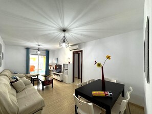 Apartment | Living room
