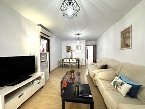 Apartment | Living room