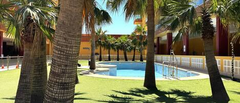 Apartament | Piscina | Piscina a l'aire lliure