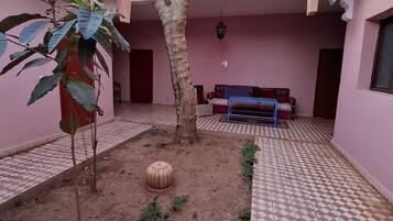 Enceinte de lâhĂ©bergement