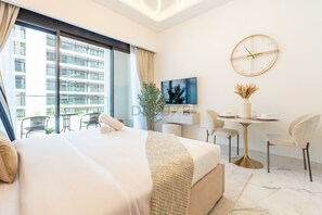 Iron/ironing board, free WiFi, bed sheets