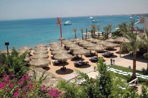 Beach/ocean view - Elysees Dream Beach Hotel-By AMARINA Hotels & Resorts (Hurghada)