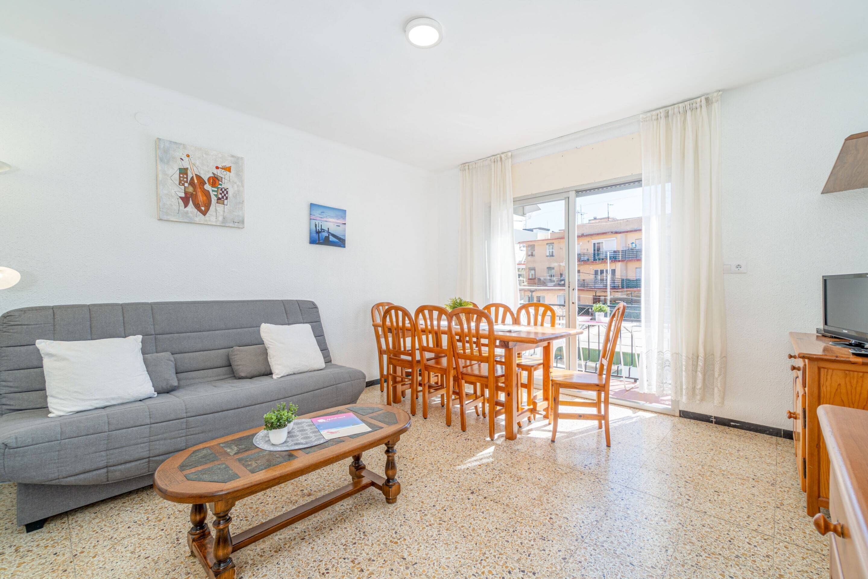 Apartment | Dining