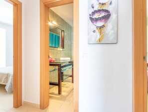 Villa | Bathroom