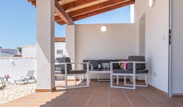 Villa | Outdoor dining