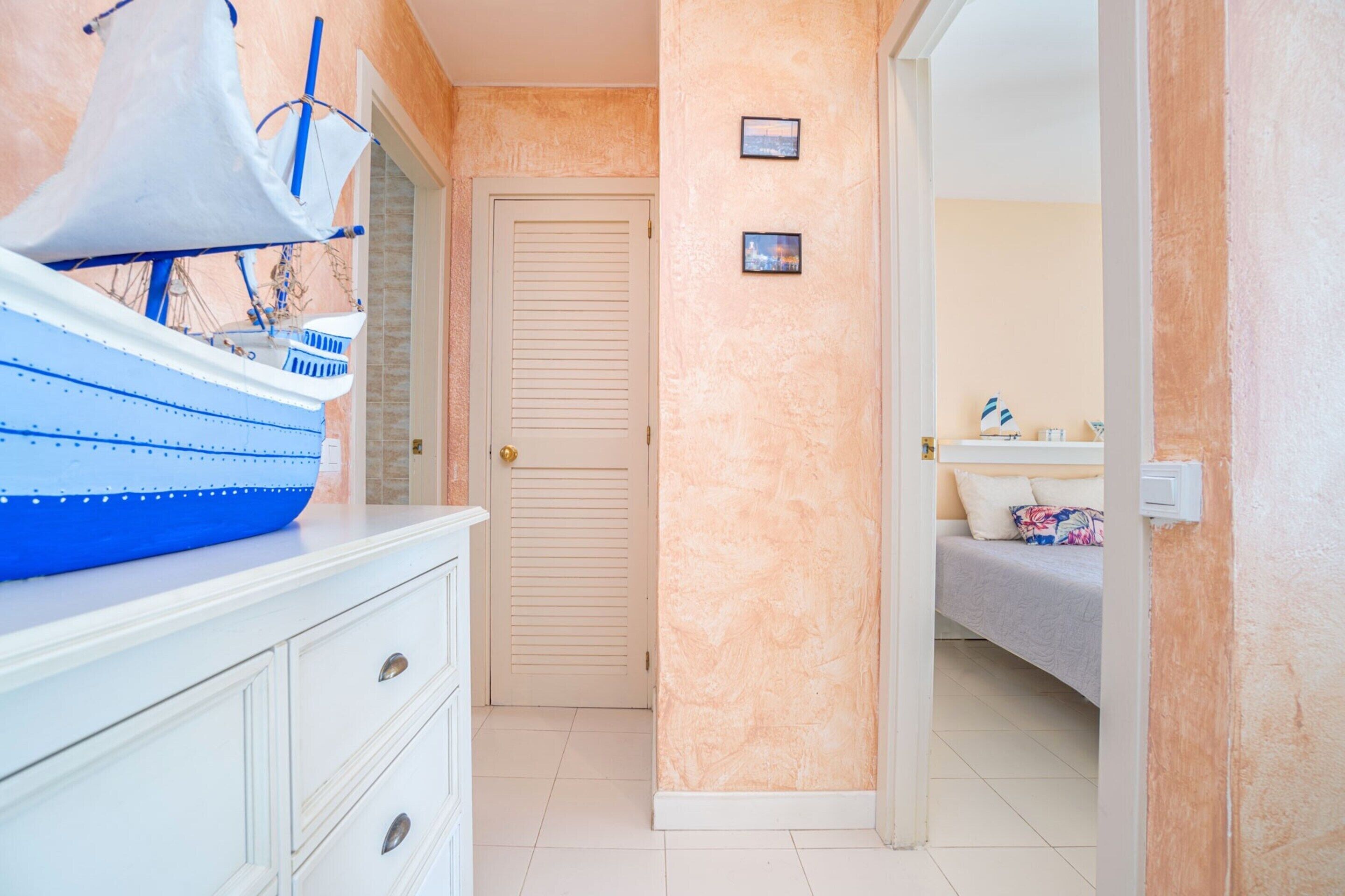 Apartment | 2 bedrooms, iron/ironing board